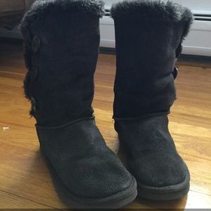 Chestnut brown ugg boots